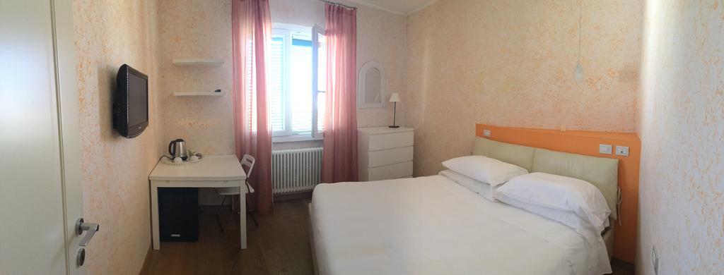 Villa Brema Sirmione Eksteriør billede